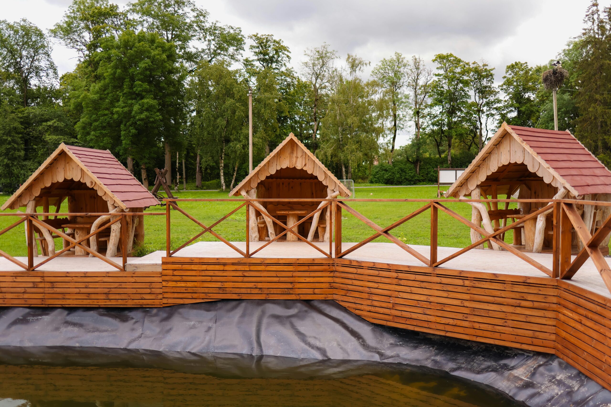 Etablering af træterrasse og pergola