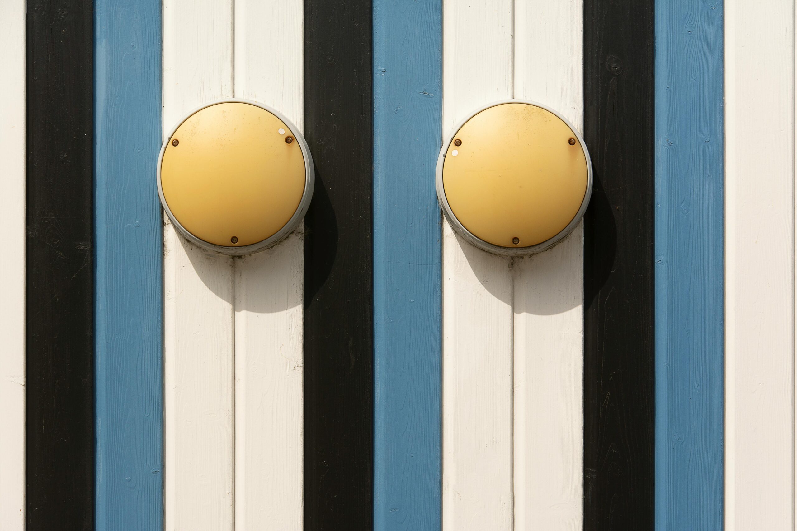 Hulmursisolering af 8 rækkehuse